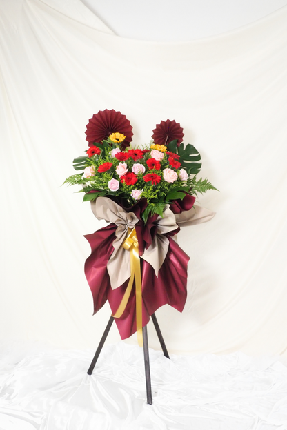 Velvet Charm Opening Flower Stand