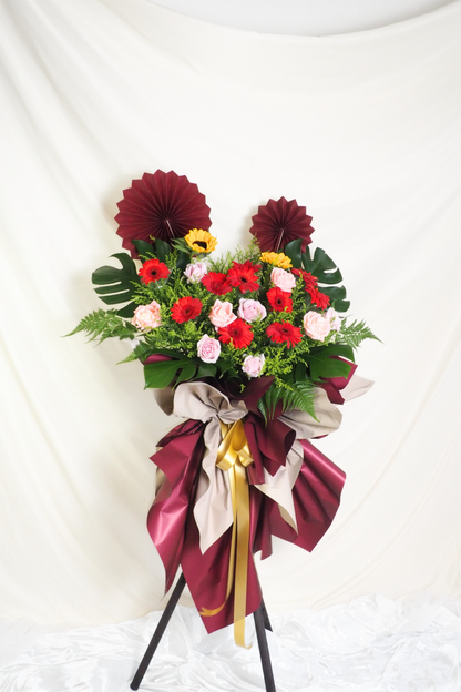 Velvet Charm Opening Flower Stand