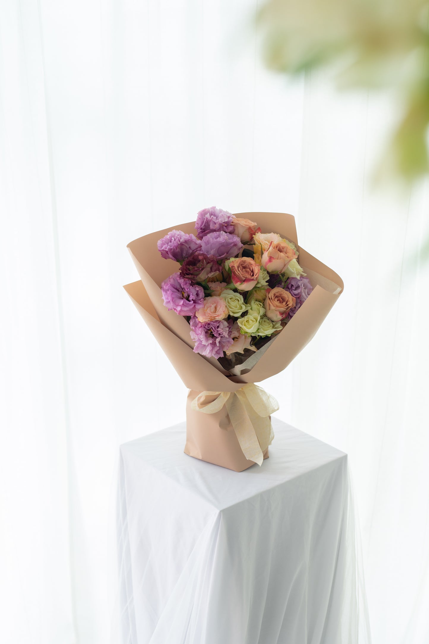 Ciara Vintage Rose Eustoma